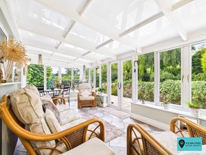 Sun Room - click for photo gallery
